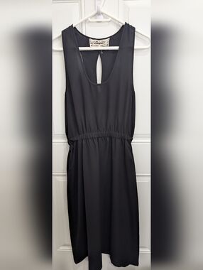 Pink Martini Black Sleeveless Elastic-Waist Midi Dress